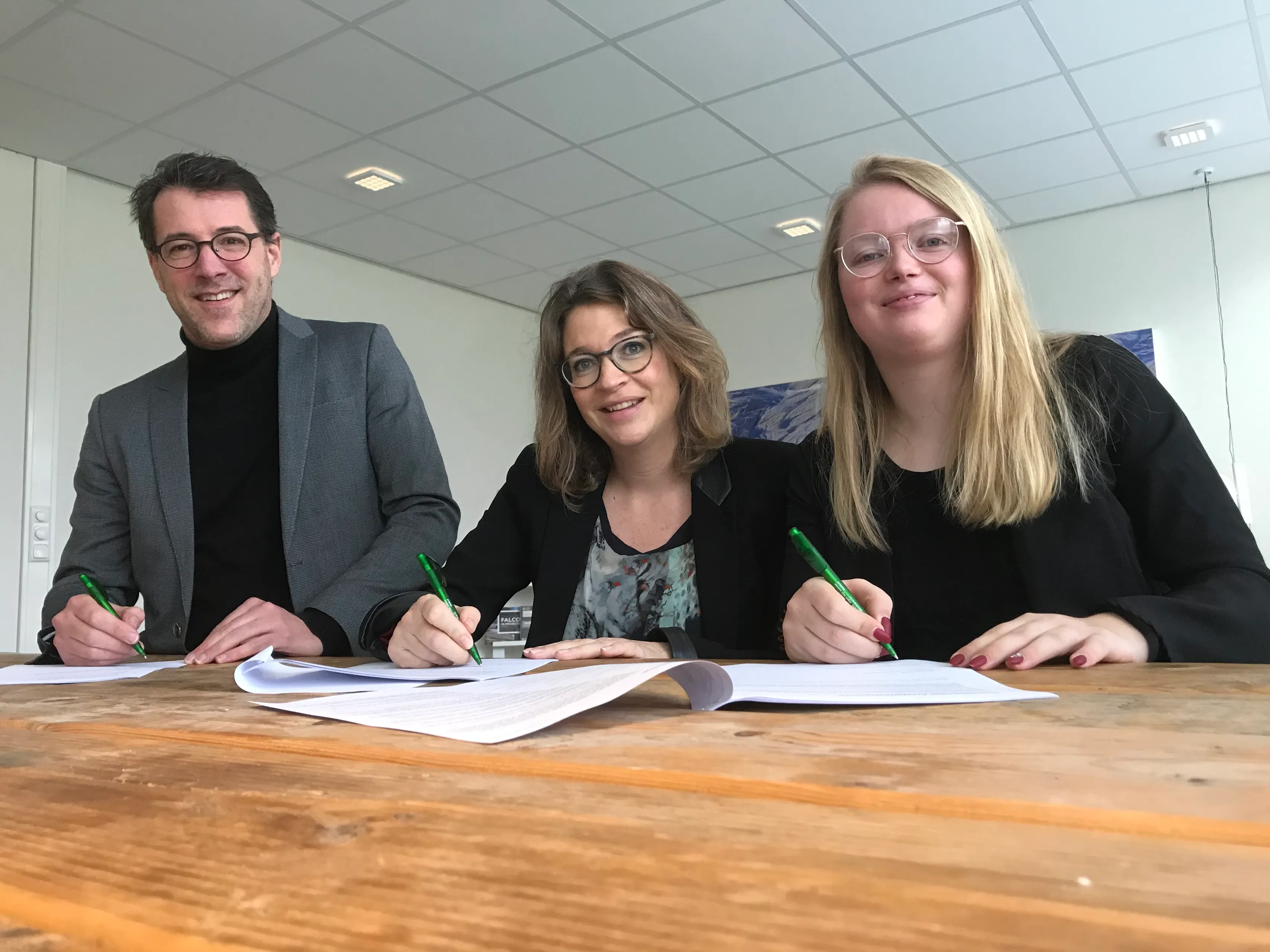 foto ondertekening prestatieafspraken