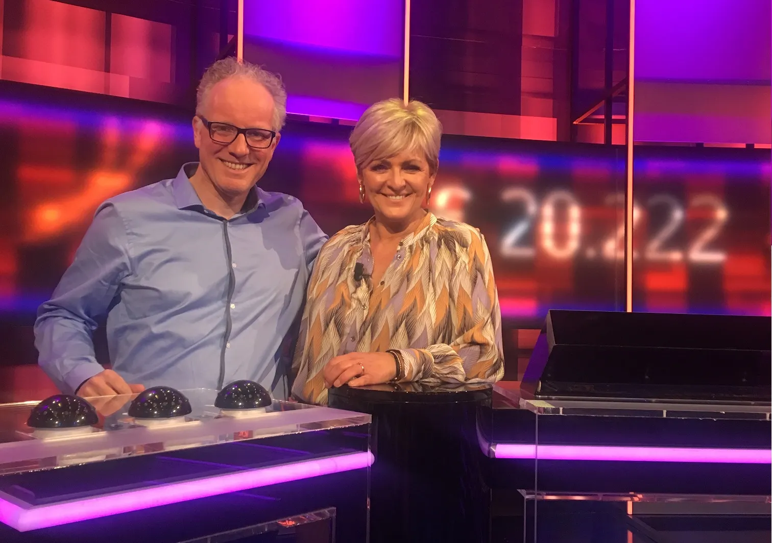 joost uit wageningen wint 20222 euro bij tv quiz postcode loterij en tegen 100