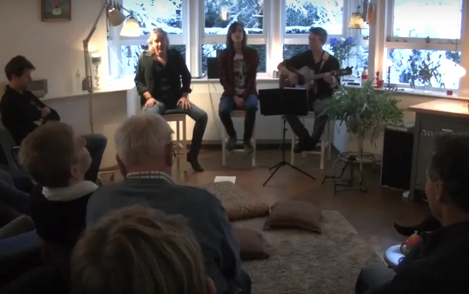 muziek bij de buren