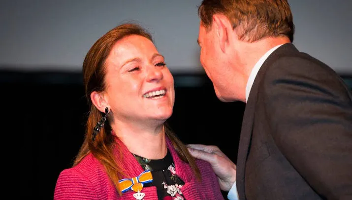 vechtlust van vleuten beloond met lintje 715x408