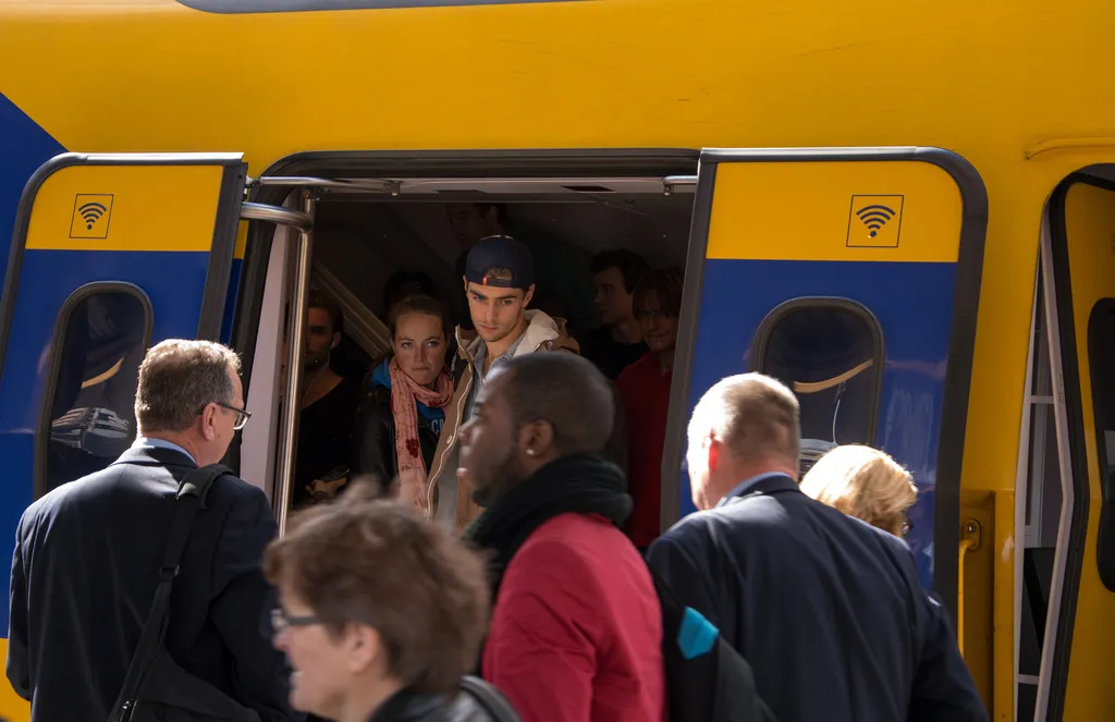 volle trein rob dammers flickr