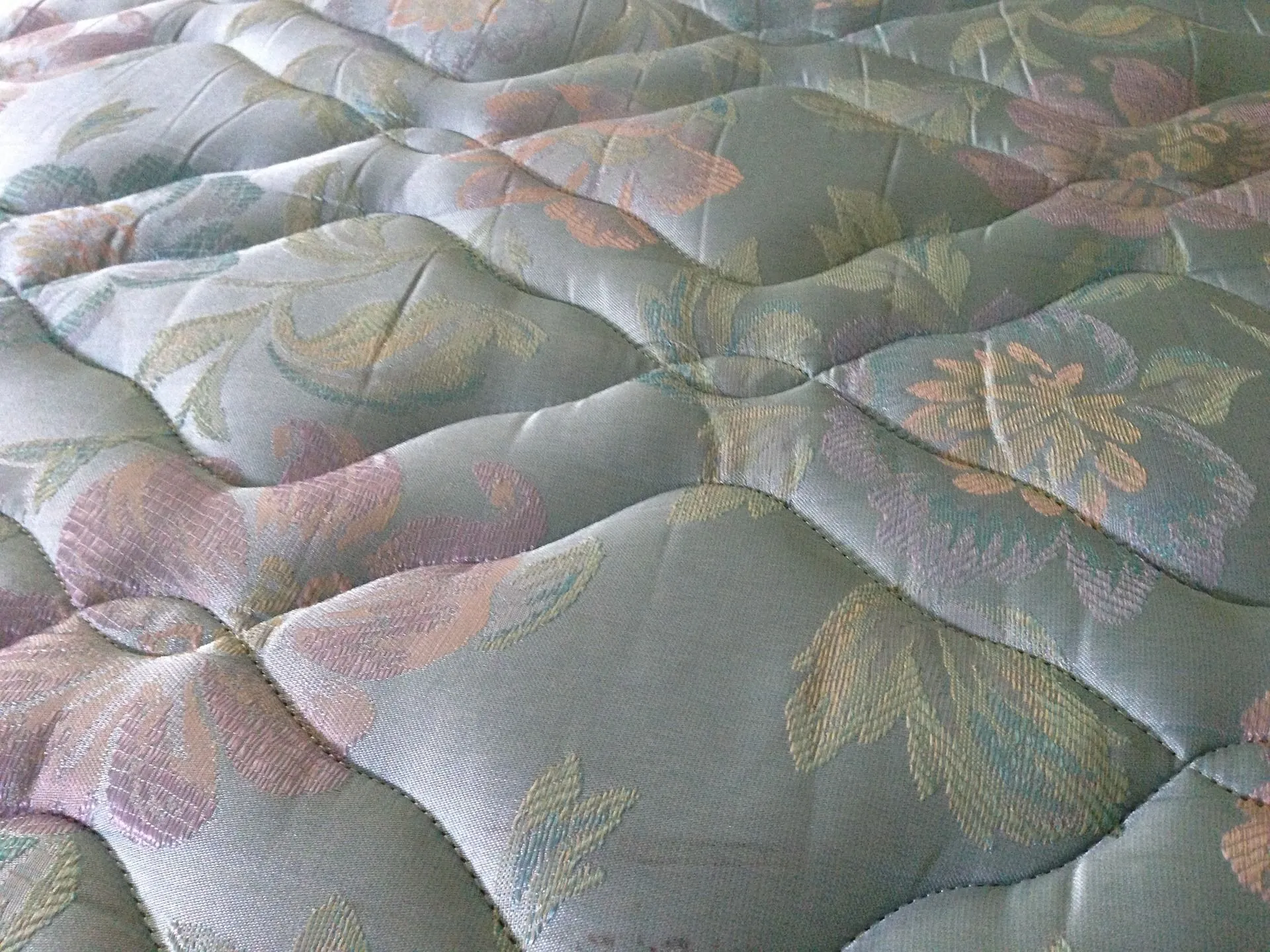 mattress pixabay
