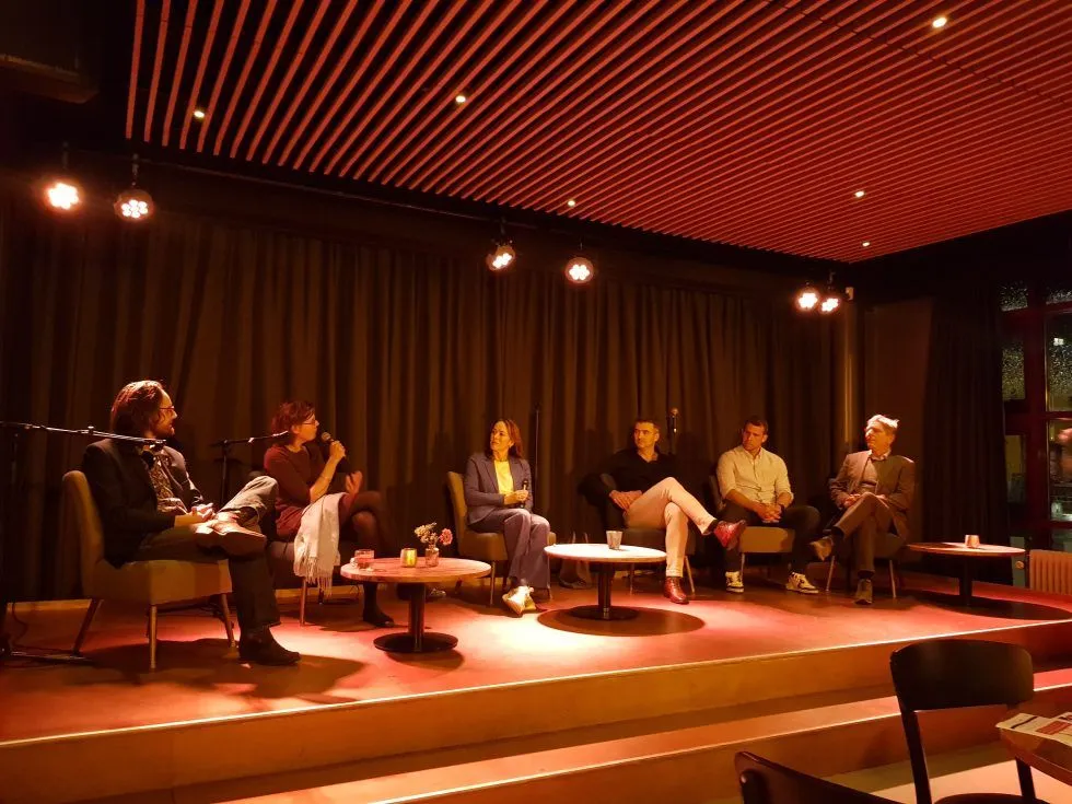 politiek cafe 980x735