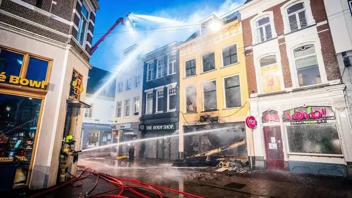 brand arnhem rjpg