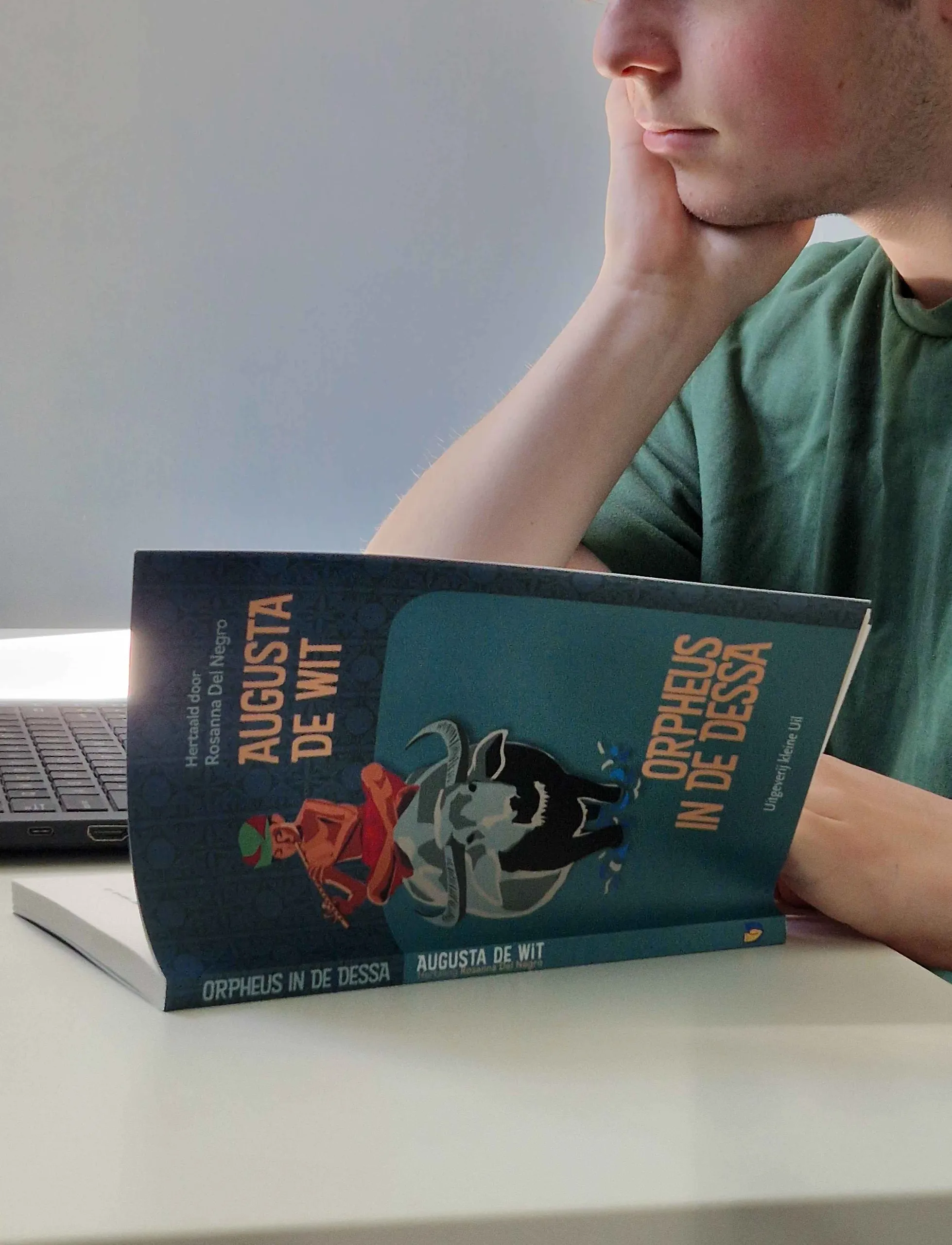 orpheus in de dessaaugusta de wituitgeverij kleine uil 20250429 122436 1