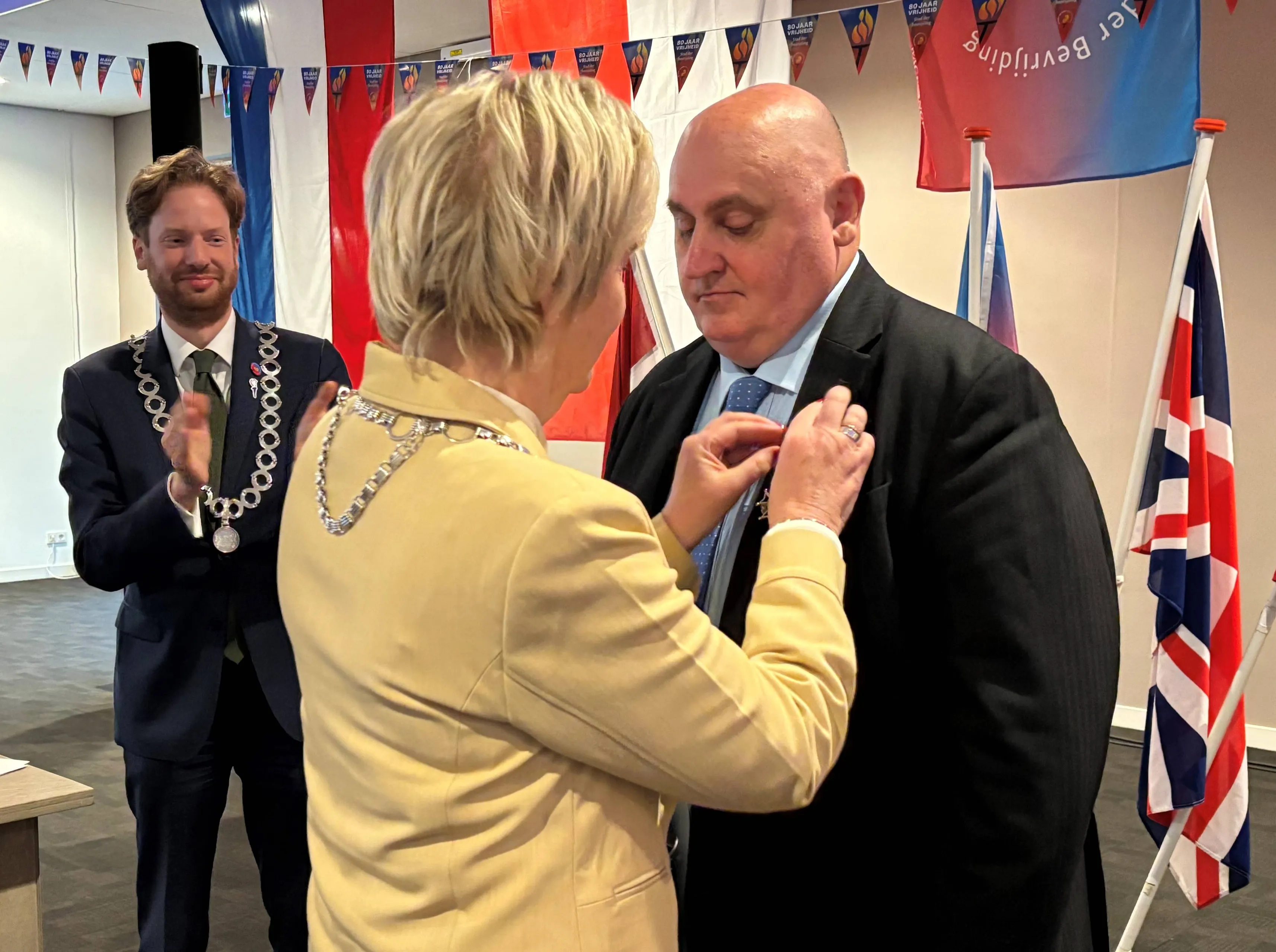 uitreiking koninklijke onderscheiding goodwin gem wageningenjpg