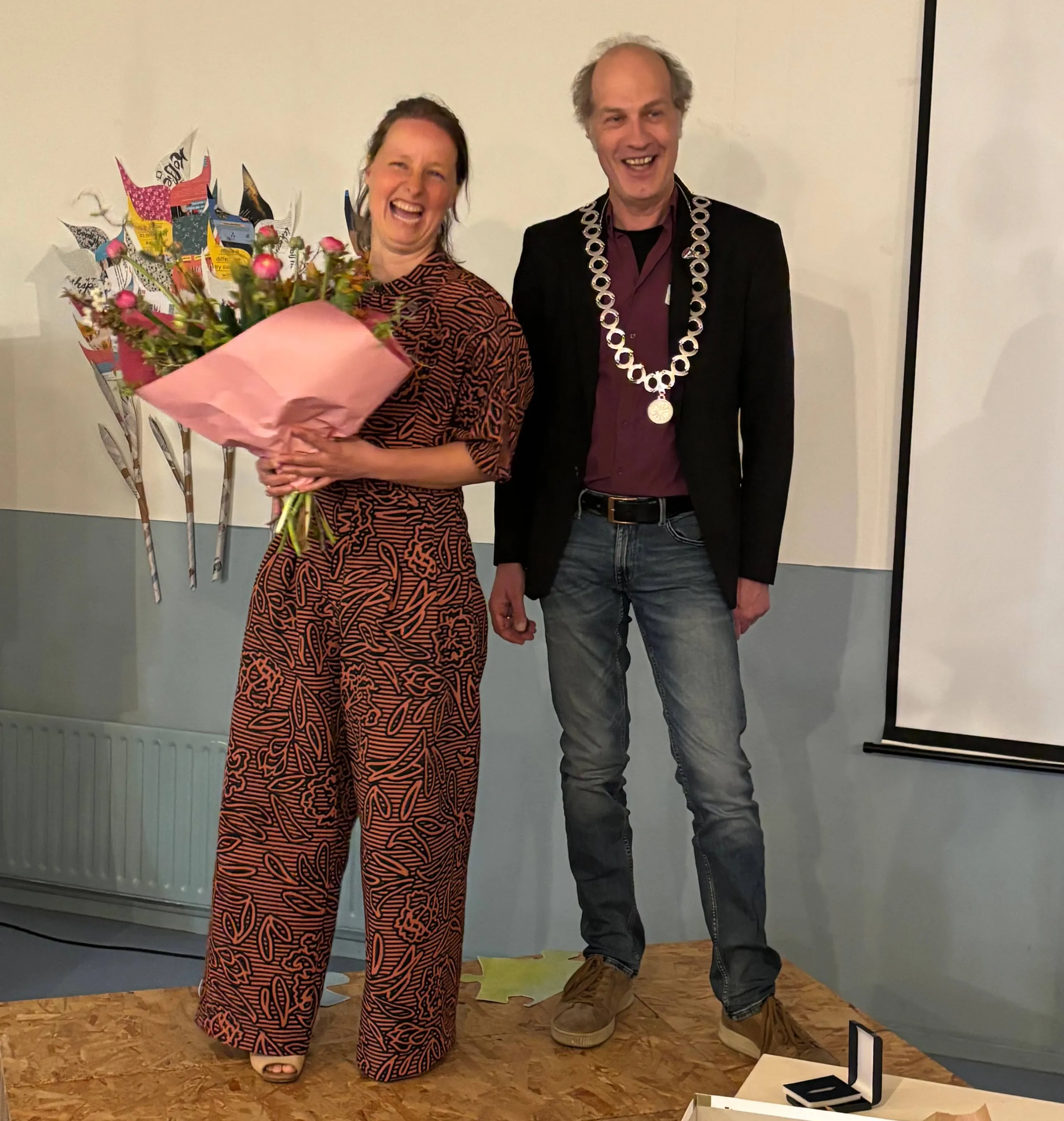 Foto uitreiking Wagenings erezilver Elsje van de Weg