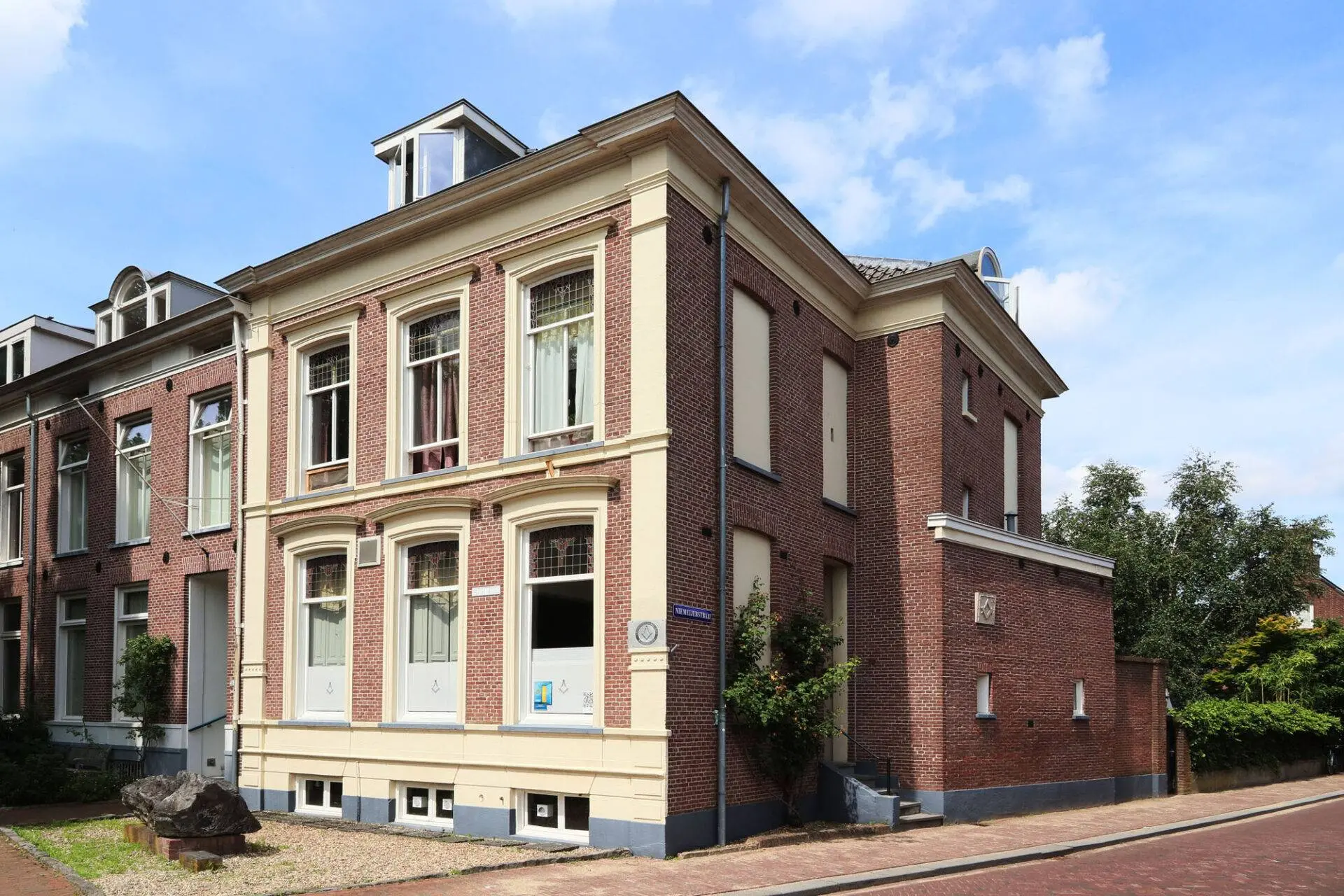 De Vrijmetselaarsloge aan de Niemeijerstraat c Open Monumentendag