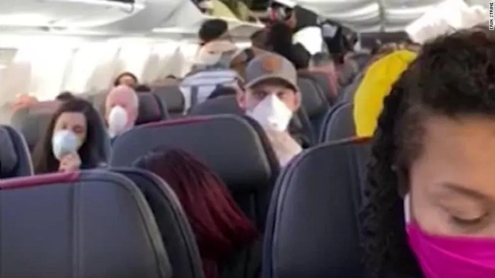 200502160811 passengers face masks planes muntean exlarge 169