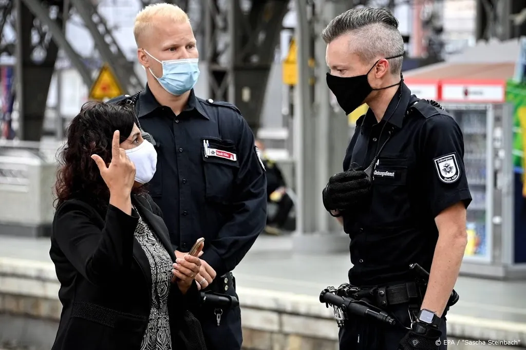 aantal nieuwe coronabesmettingen in duitsland veert weer op1598329484