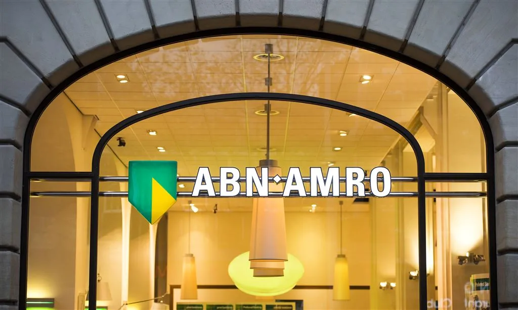 abn amro houdt vast aan loonsverhoging top1427484043