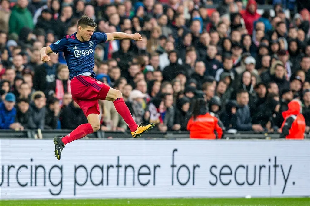 ajax verslaat feyenoord met 4 1 in de kuip1508682725