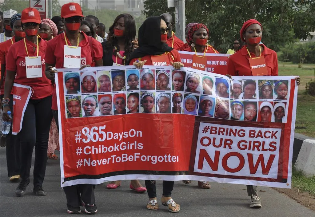 amnesty boko haram ontvoerde 2000 vrouwen1428981881