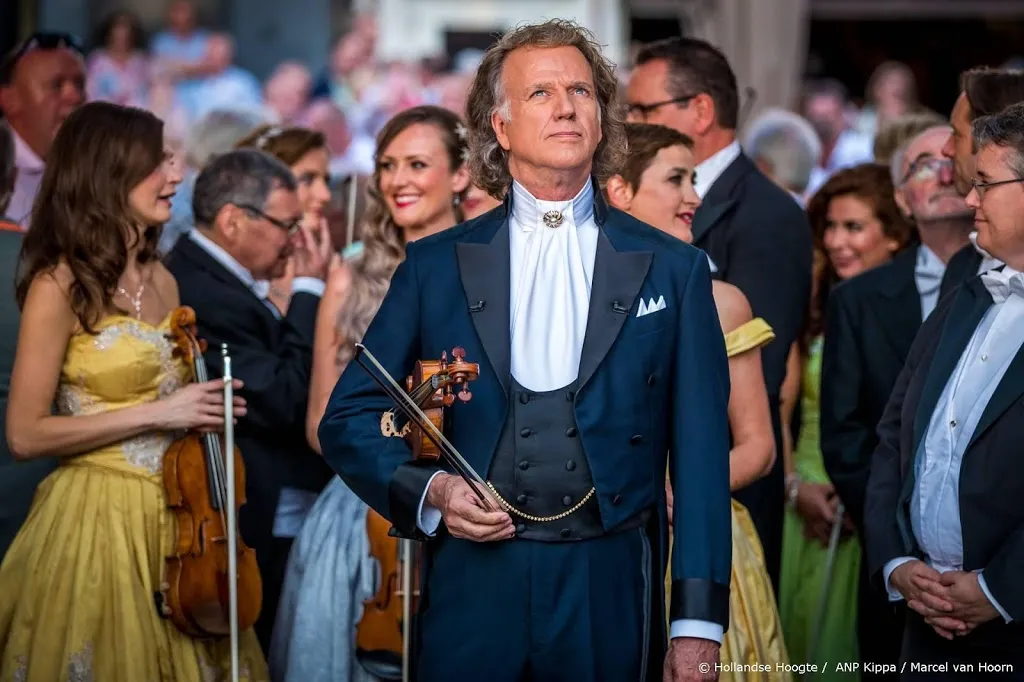 andre rieu vertrok uit chili nadat hel losbrak1571599460