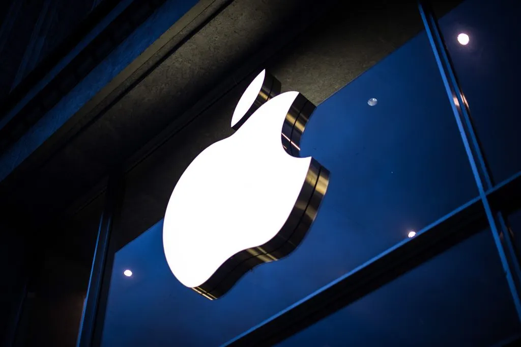 apple wil eigen auto testen1439634013