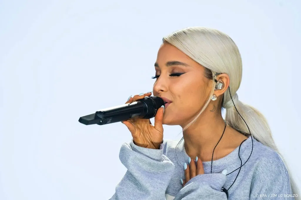 ariana grande weigert naar grammys te komen1549438816