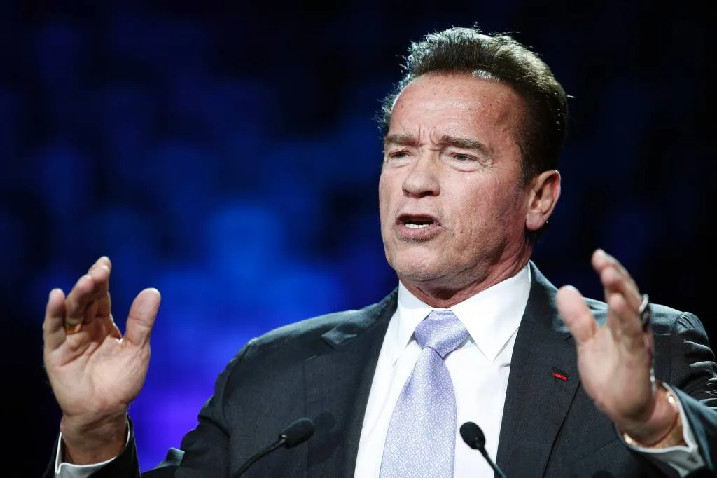 arnold schwarzenegger ondergaat hartoperatie1522425619