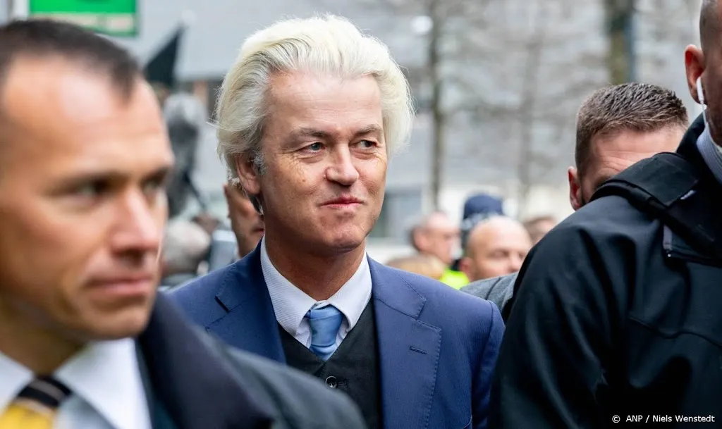 arrestant bij flyeractie wilders was gewapend1552304173