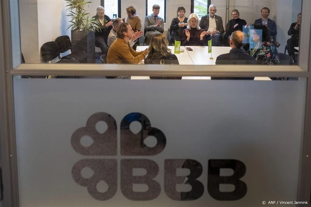 bbb trekt met 7 trekkers naar den haag een voor elke zetel1700811655
