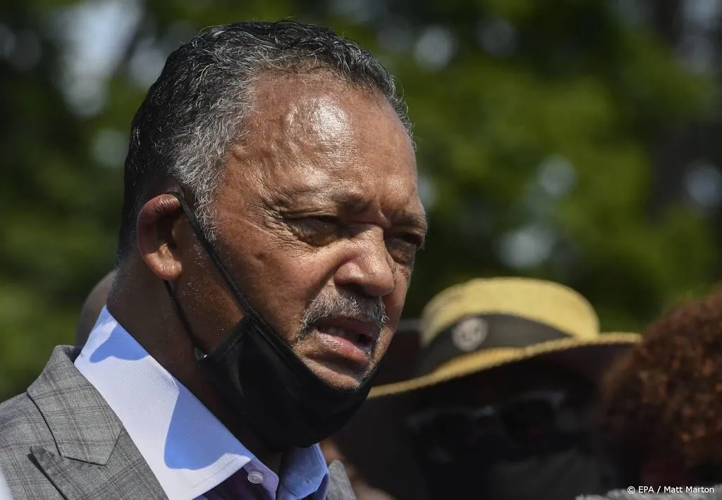 bekende dominee jesse jackson 79 opgenomen met coronabesmetting1629600734