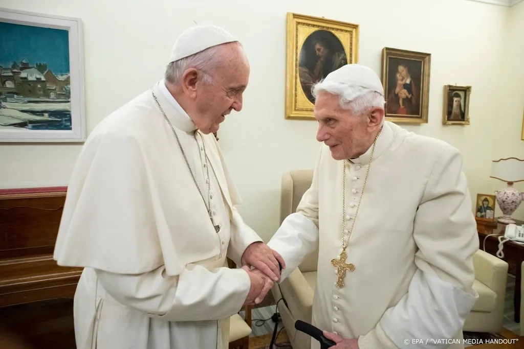 benedictus wil nu zijn naam uit celibaatboek1579008732