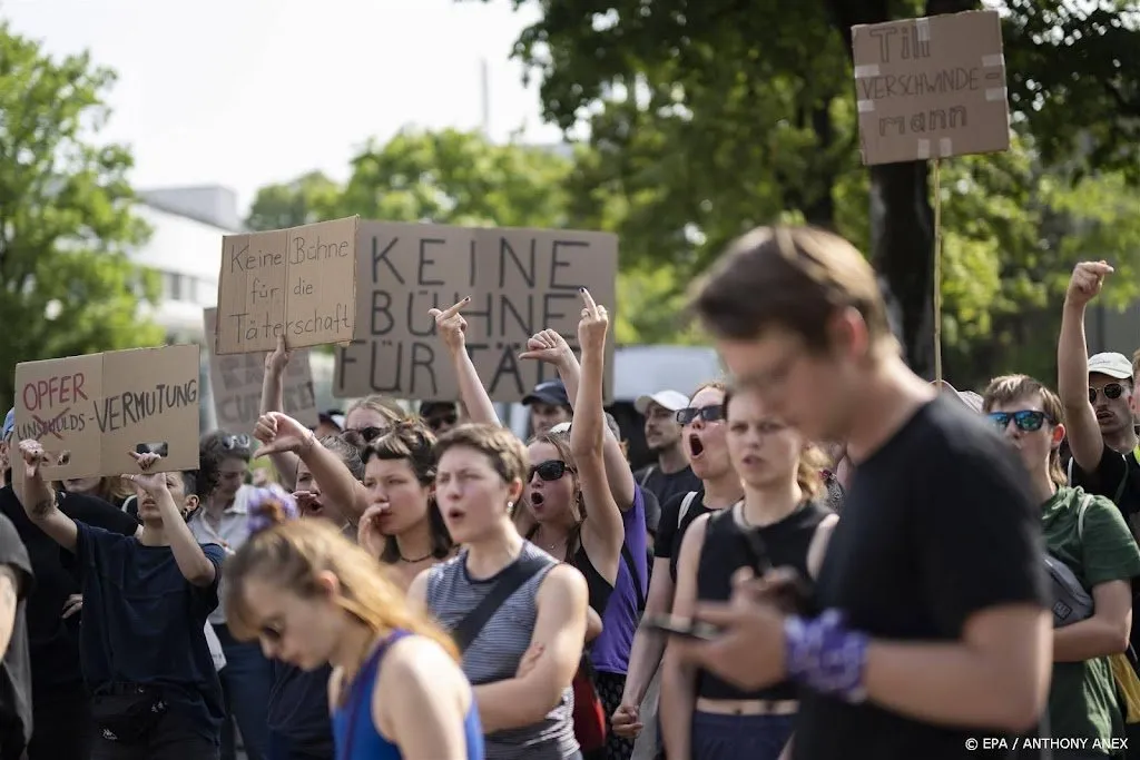 betogers bij concert rammstein na beschuldigingen1687043095