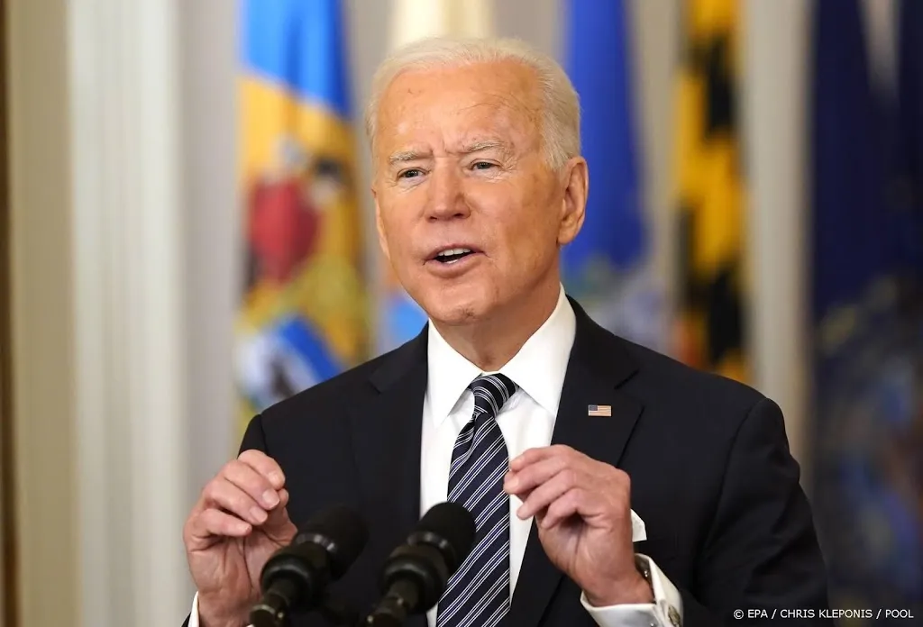 biden alle amerikanen uiterlijk 1 mei toegang tot coronavaccin1615525934