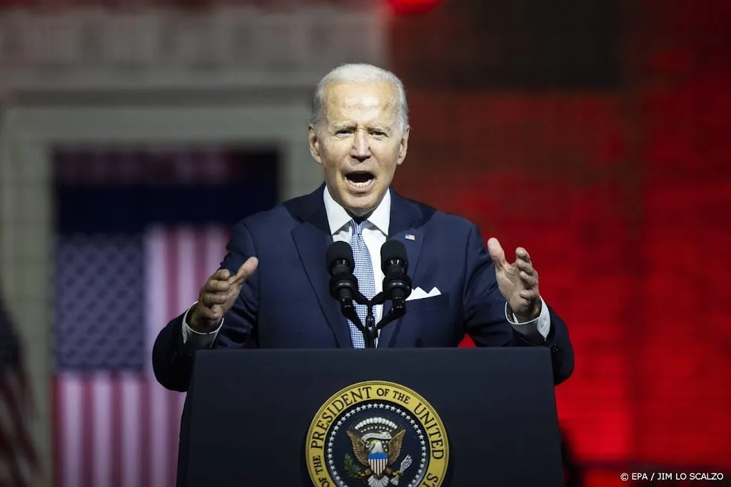 biden waarschuwt in tv toespraak voor aanvallen op democratie1662087403