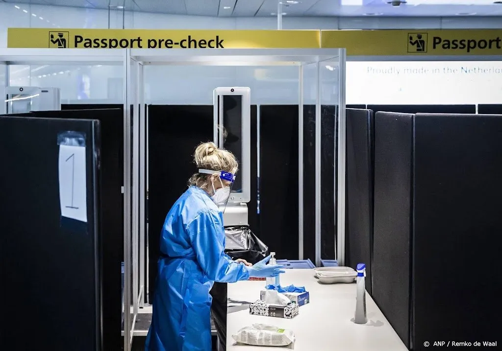 bijna 395 000 coronagevallen in een dag na wegwerken achterstand1644336263