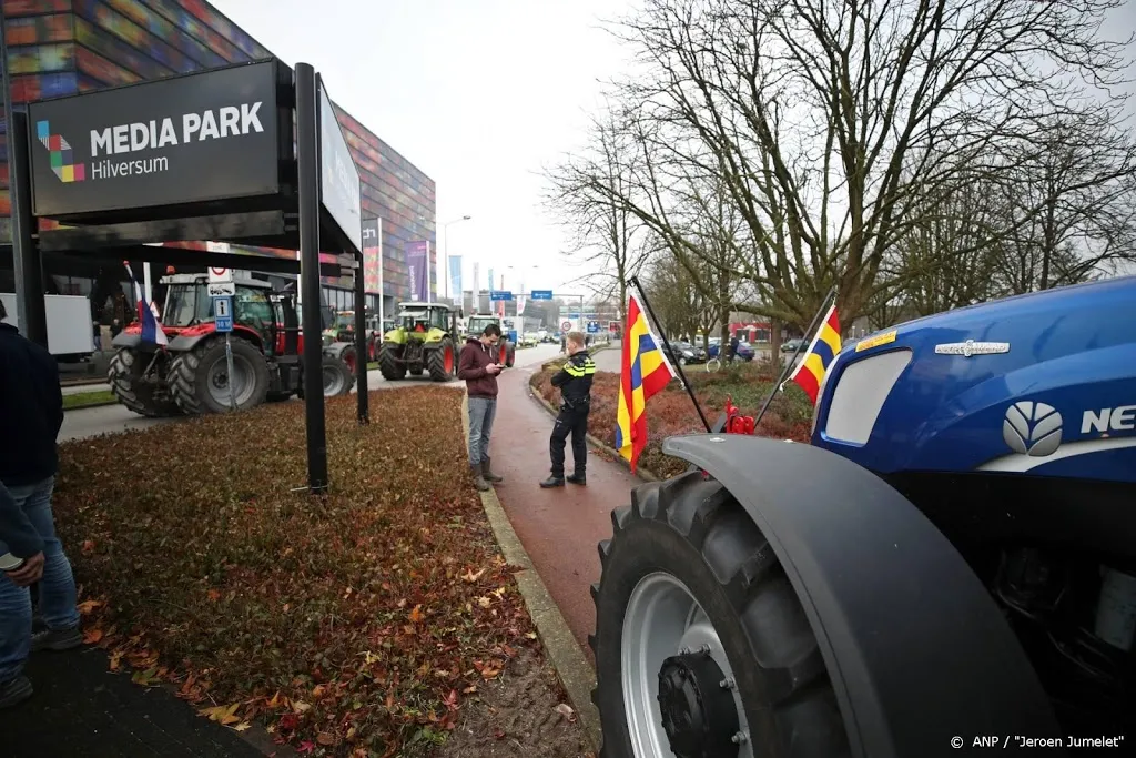 boeren op mediapark eisen zendtijd hoofdredacteur nos weigert1576665667