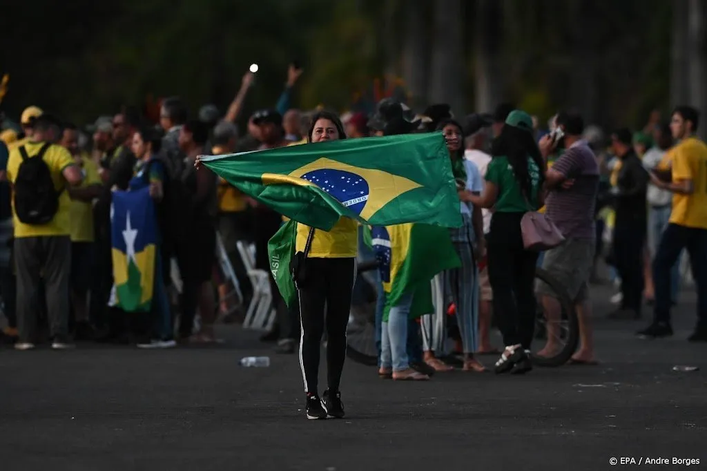bolsonaro aanhangers dringen braziliaans parlementsgebouw binnen1673206643