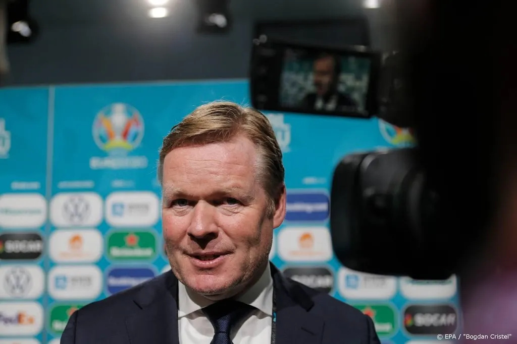 bondscoach koeman besmet met corona voor hartproblemen1592083257