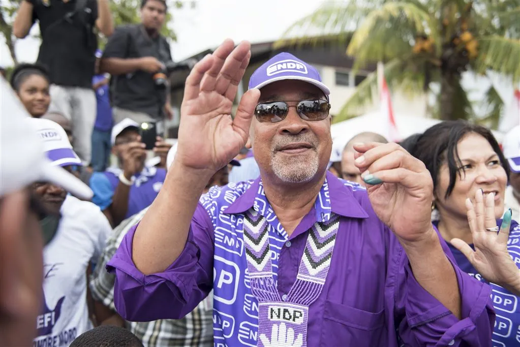 bouterse wint verkiezingen suriname1432618805