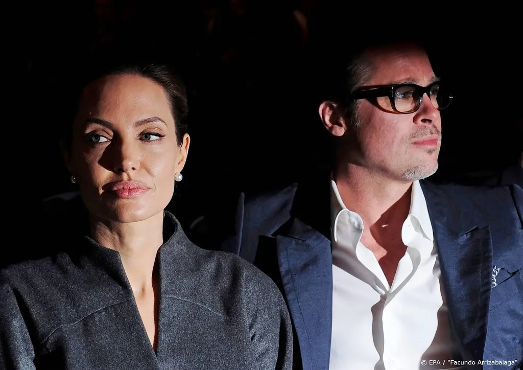 brad en angelina ruzien over buitenlands vertrek kinderen1573004883