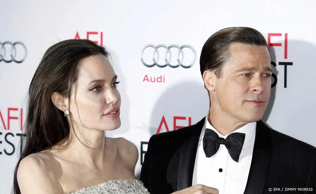 brad pitt kapot van beslissing jolie om tegen hem te getuigen1616356580