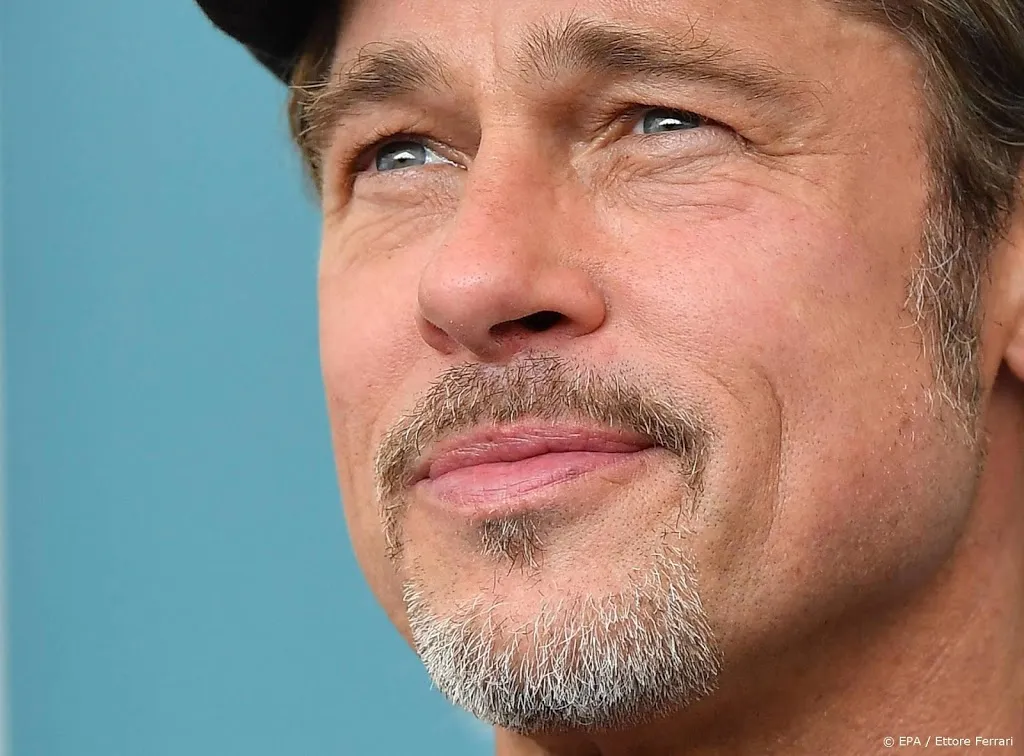 brad pitt noemt trump een gevaar op vele vlakken1568594181