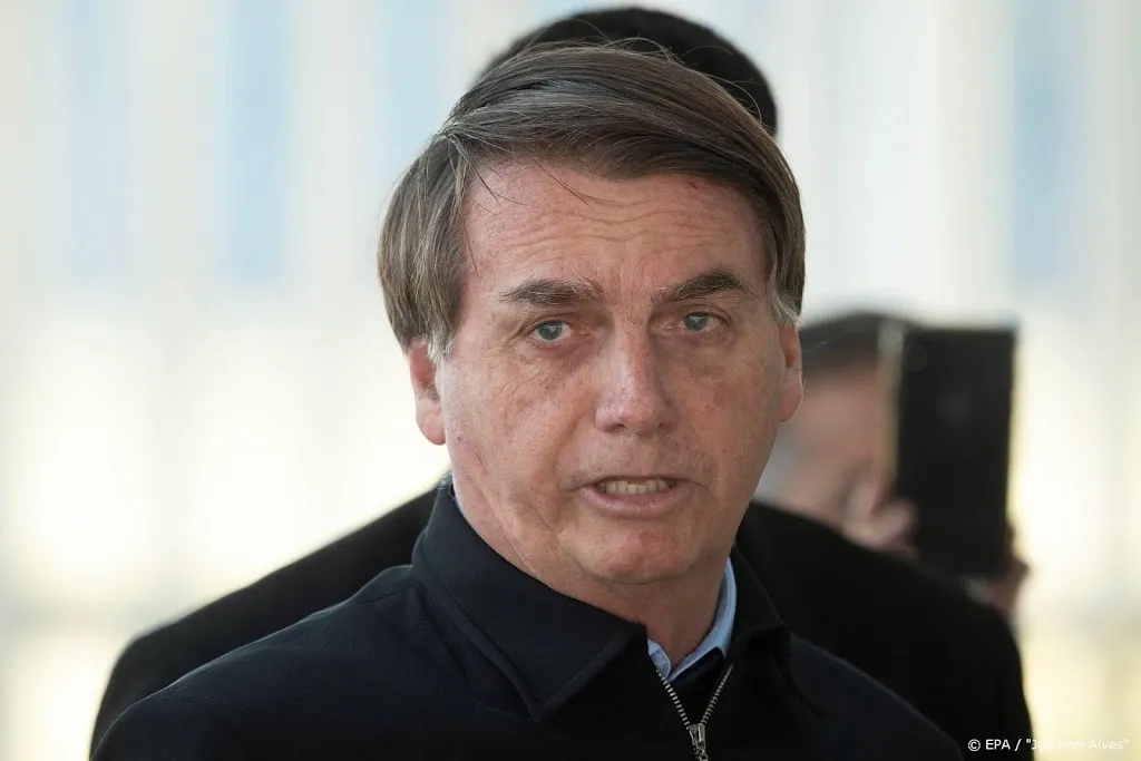 braziliaanse president jair bolsonaro test positief op corona1594136412