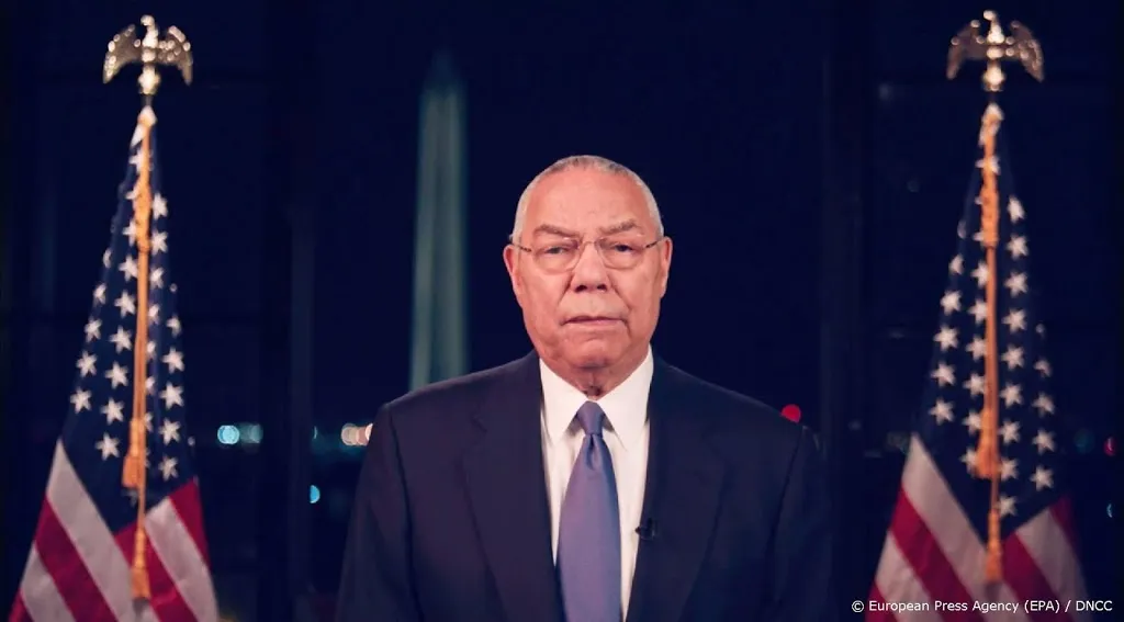 colin powell noemt zichzelf geen republikein meer1610323045