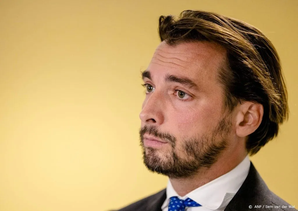 college stelt schorsing baudet voor om niet opgeven nevenfuncties1665660053