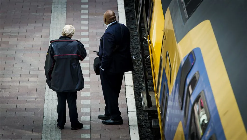 conducteurs controleren geen kaartjes1474860012