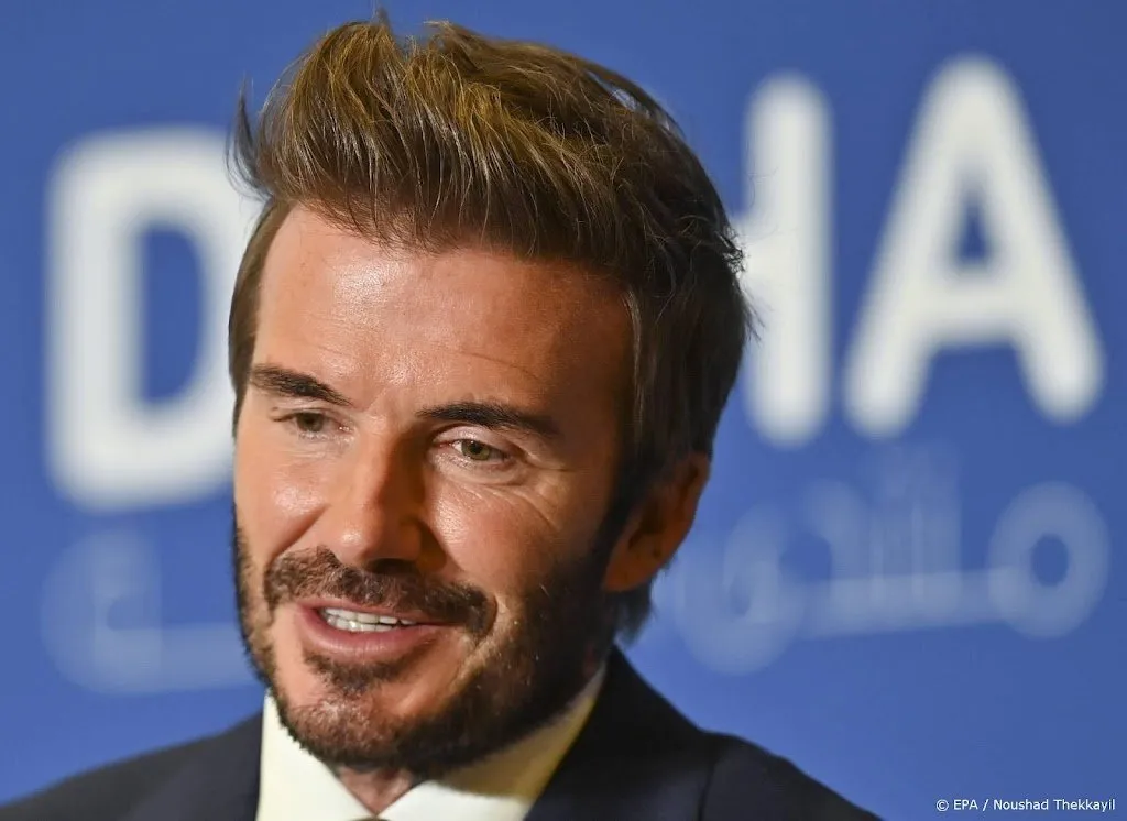 david beckham al meer dan 12 uur in rij voor de queen1663338026