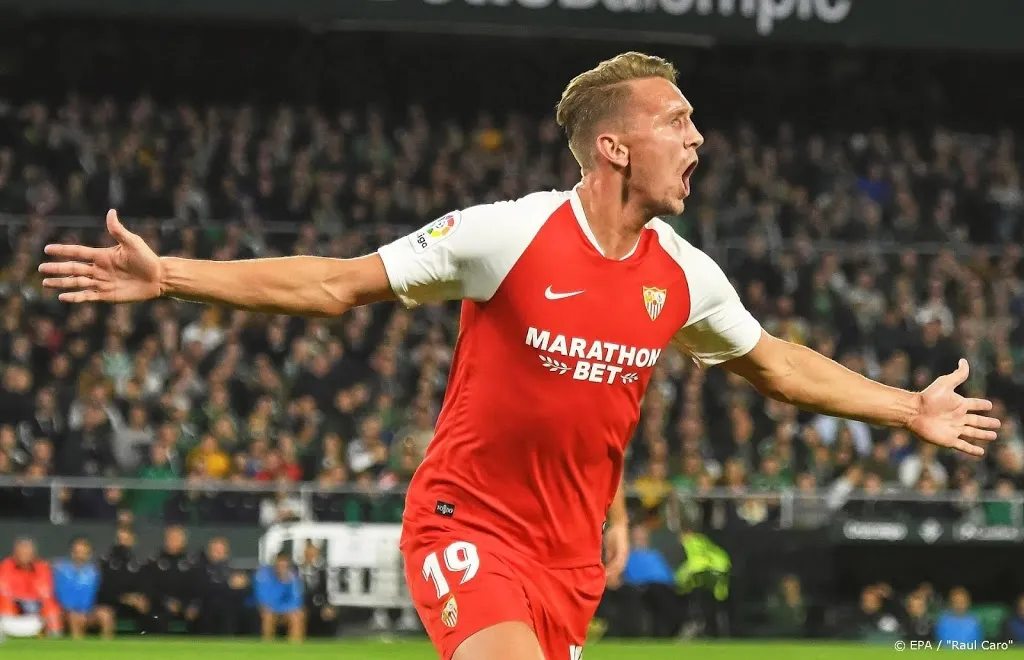 de jong schiet sevilla naar zege in derby1573423468