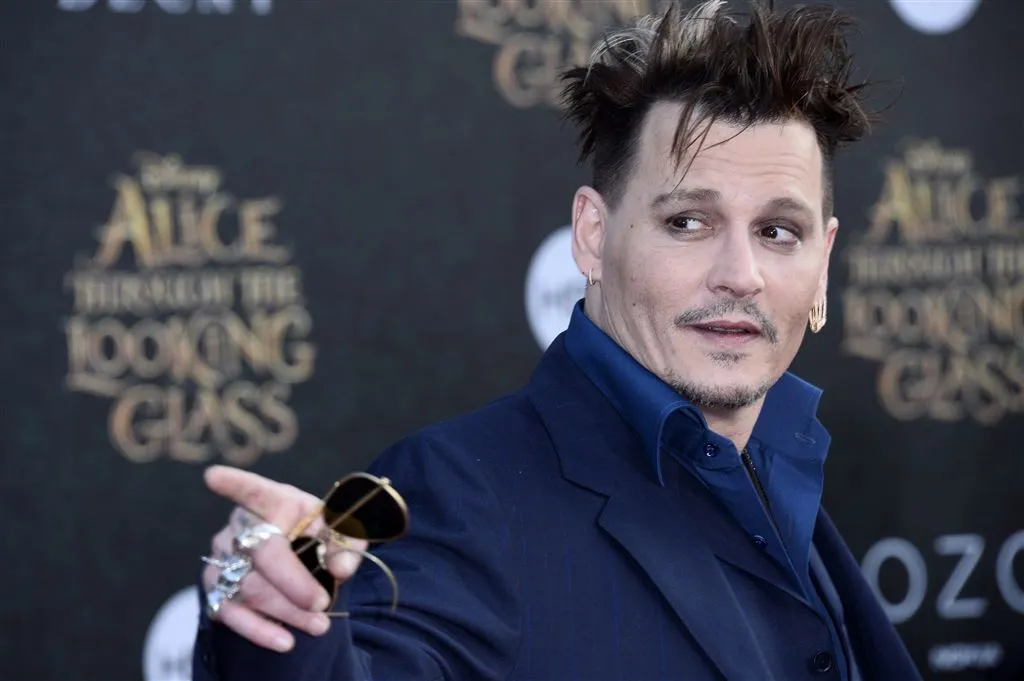 depp niet ontslagen bij strauss kahn film1465532987