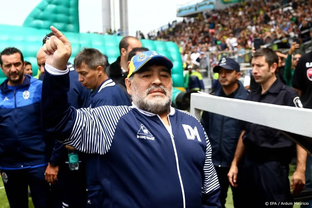 diego maradona 60 overleden na hartstilstand1606321928