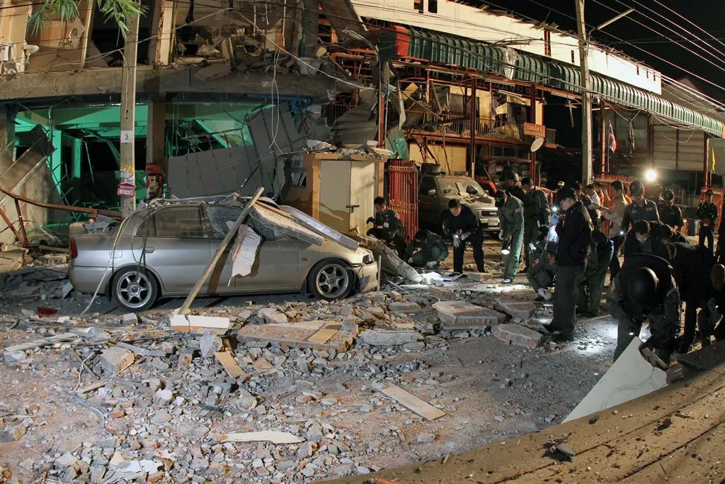 doden door explosie bangkok1439816164