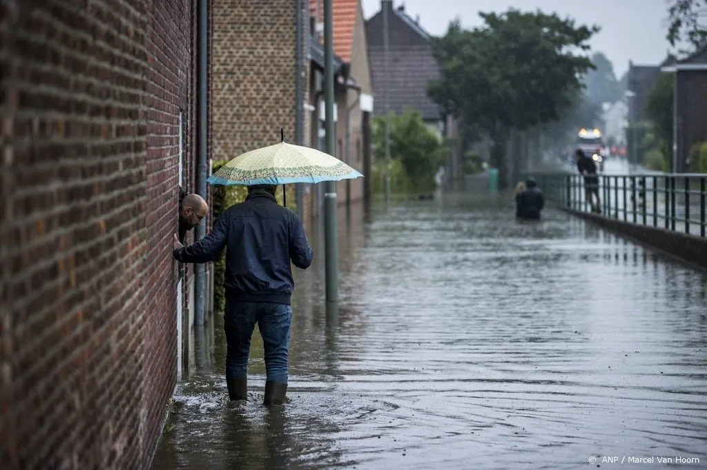 doden en tientallen vermisten door noodweer in westen duitsland1626329875