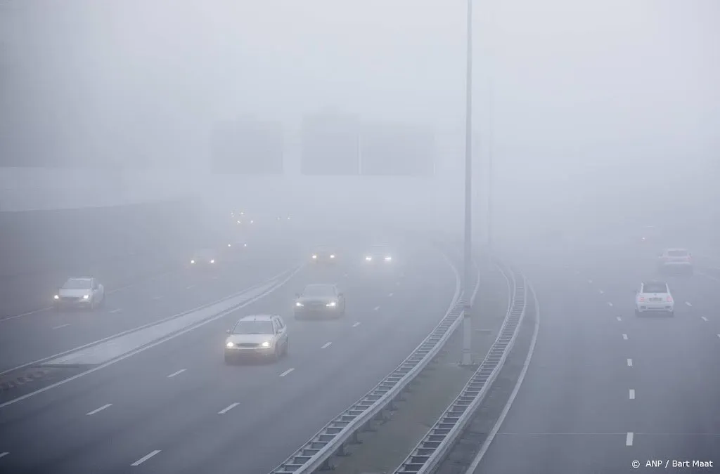 donderdag en vrijdag op grote schaal kans op mist en gladheid1670512110