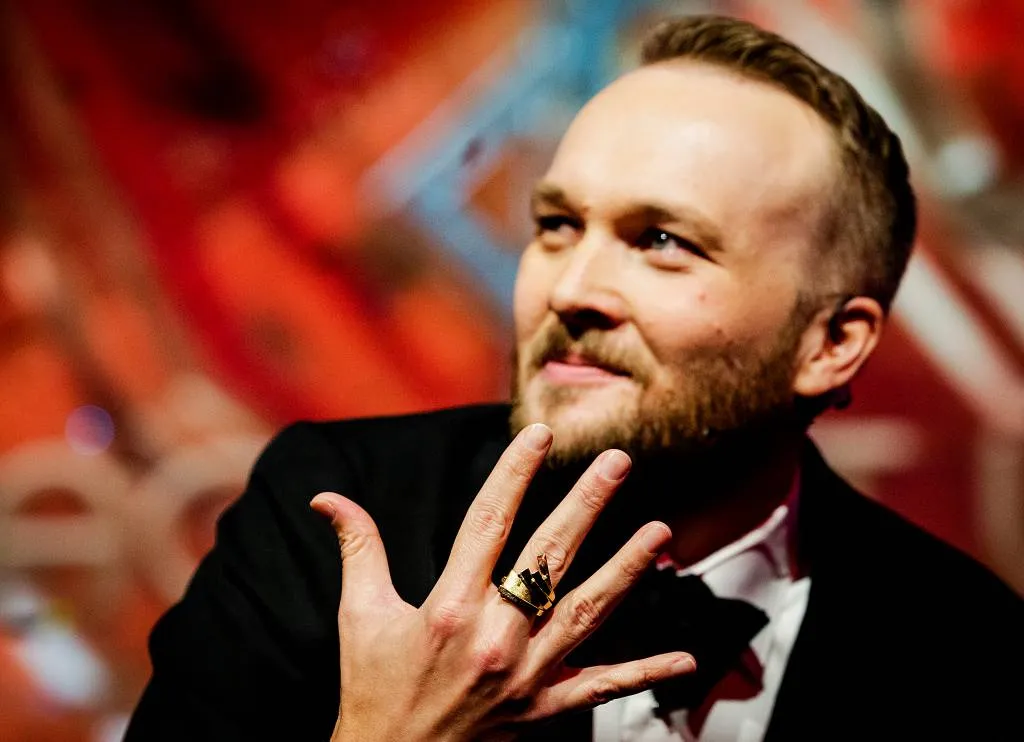 drentse boerin verdedigt zich tegen lubach1537909213