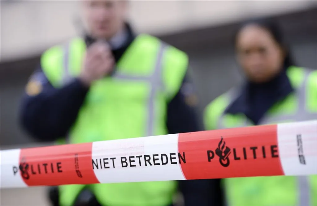 drie doden gevonden in woning etten leur1425735626