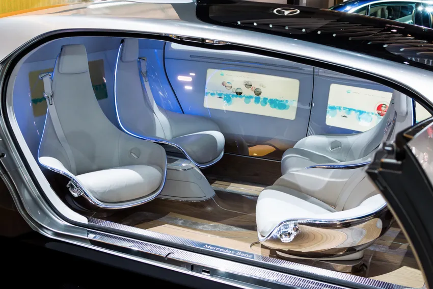 driverless car mercedes